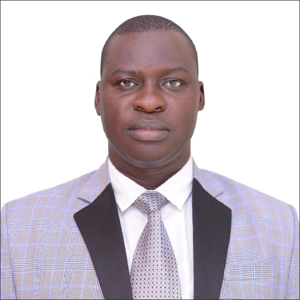 Dr. Johnes Obungoloch